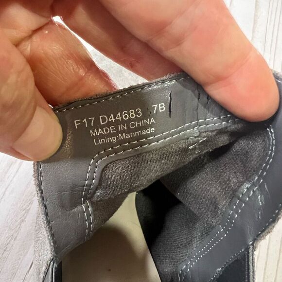 Cole Haan Grand Os Gray Suede Leather Ankle Boots - Picture 10 of 11